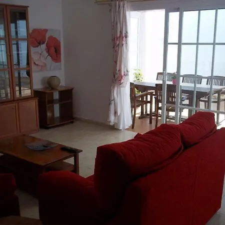 Sleeps 6 Pool Wifi
