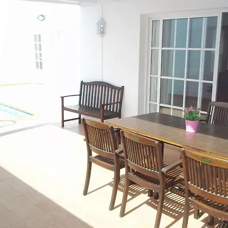 Sleeps 6 Pool Wifi * Costa Teguise