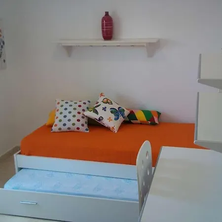 Βίλα Sleeps 6 Pool Wifi *